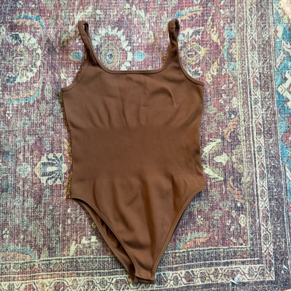OQQ viral Women’s brown ribbed suck you in bodysuit